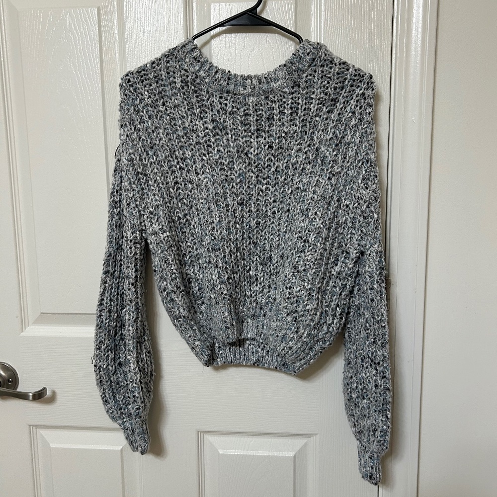 Super cute knit sweater - GARAGE - Size XS (but fits size S too)